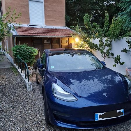 Hote Stephanois Studio, Parking& Borne Electrique Saint-Etienne  Bagian luar foto