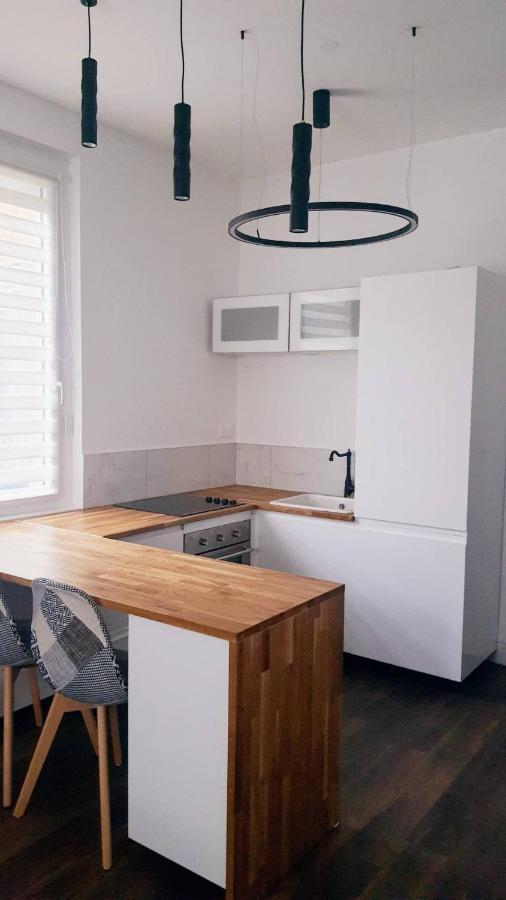 Hote Stephanois Studio, Parking& Borne Electrique Saint-Etienne  Bagian luar foto